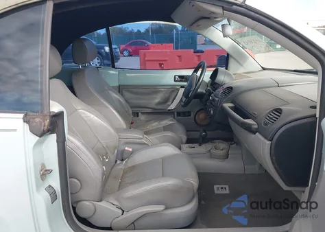 2004 Volkswagen New Beetle Gls 1.8T from USA, damaged, VIN 3VWCD31Y44M312233